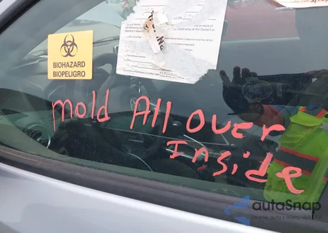 2017 Toyota Yaris Ia z USA, uszkodzony, nr VIN 3MYDLBYV1HY158225